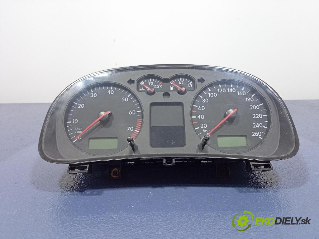 Vw Golf 2003 Přístrojová deska 1J0920826A