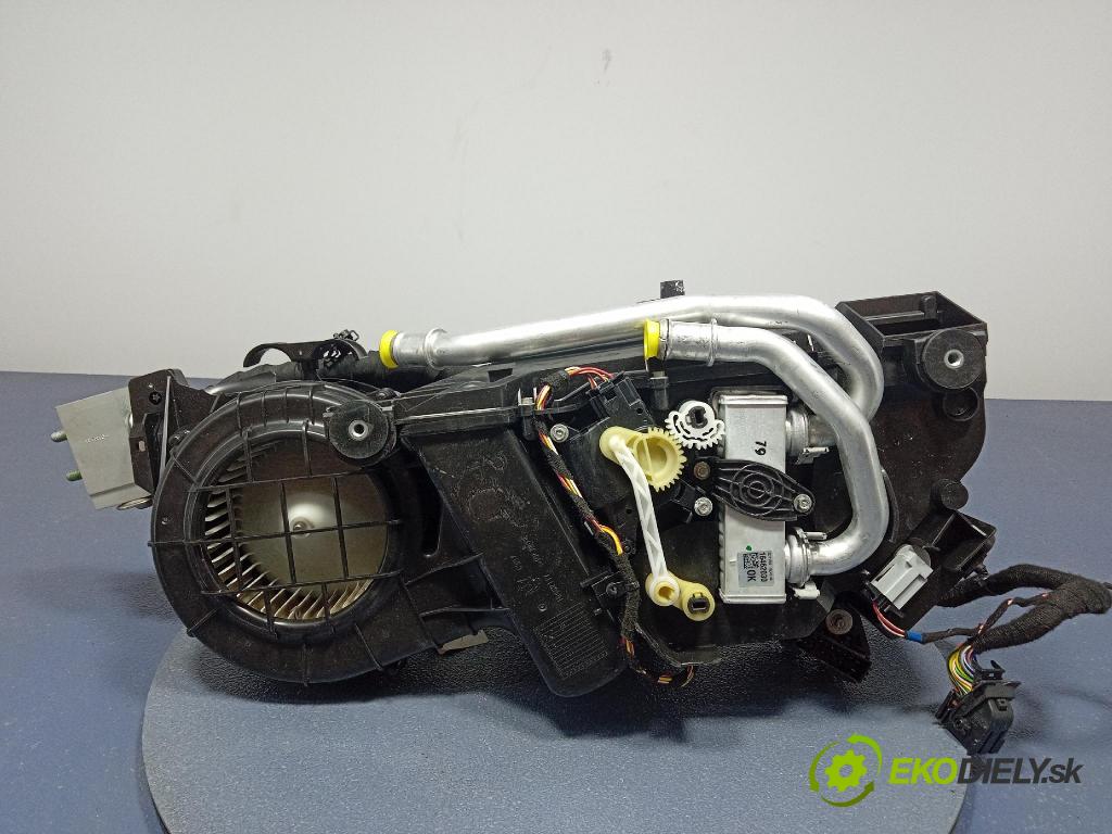 Maserati Levante 2017 radiátor 670033083