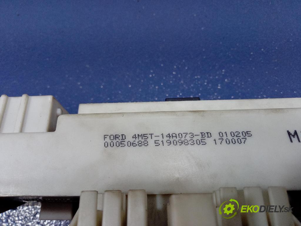 Ford Focus 2005 skříňka Pojistky 4M5T-14A073-BD