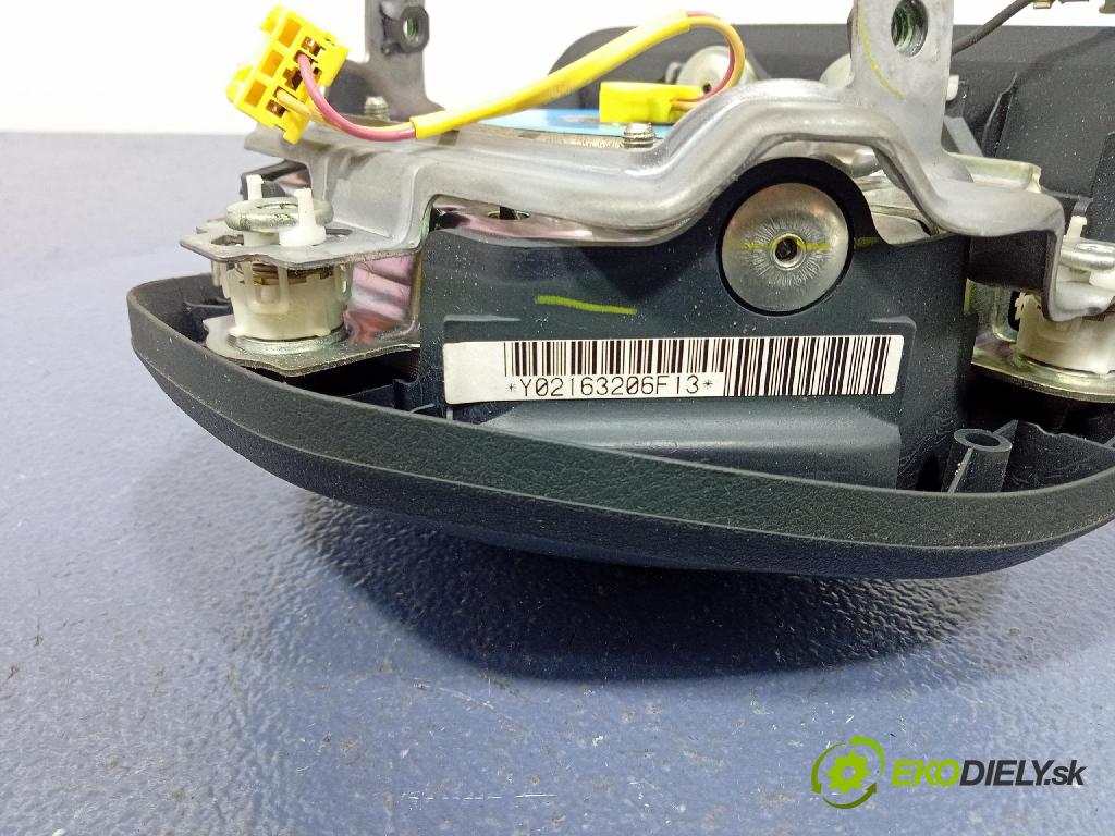 Honda Civic 2006 Airbag: Řidiči: x 77800-SMG-G811