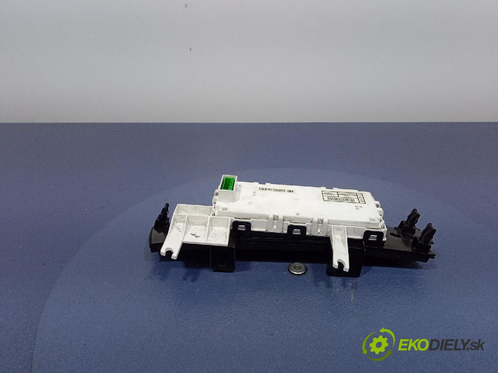 Honda Civic 2006 displej Radio / GPS HR0343022