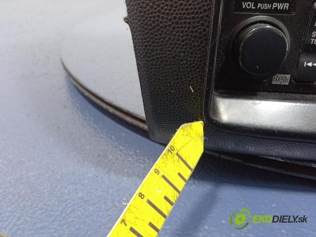 Honda Civic 2006 Radio I Navigace: 08A02-3F6-200