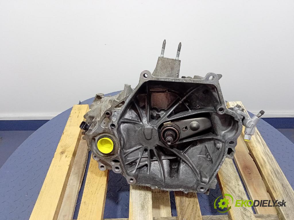 Honda Civic 2006 převodovka Ozubené kola: Manualna SPLM