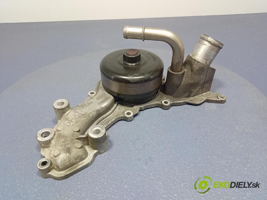 Maserati Levante 2017 čerpadlo Voda 68079412