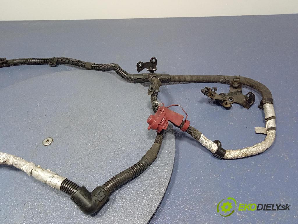 Maserati Levante 2017 instalace Elektrický: 313105
