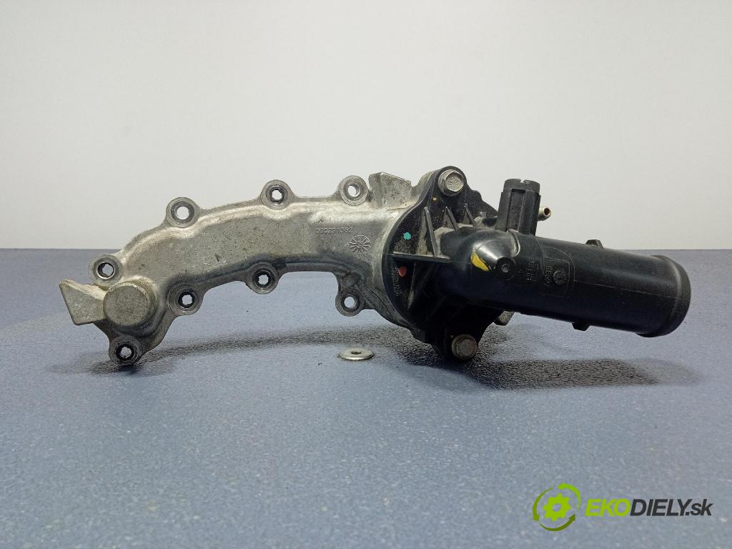 Maserati Levante 2017 Termostat 000330424
