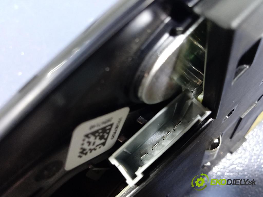 Bmw X6 2020 Lampy Uvnitř 7910956