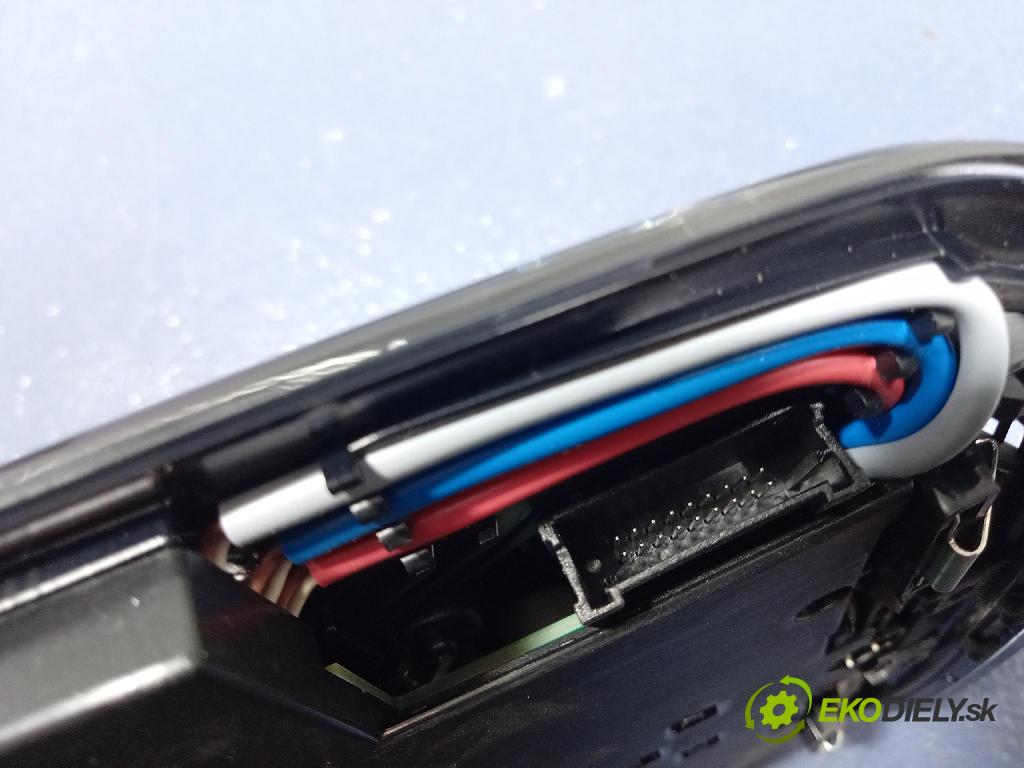 Bmw X6 2020 Lampy Uvnitř 7910956