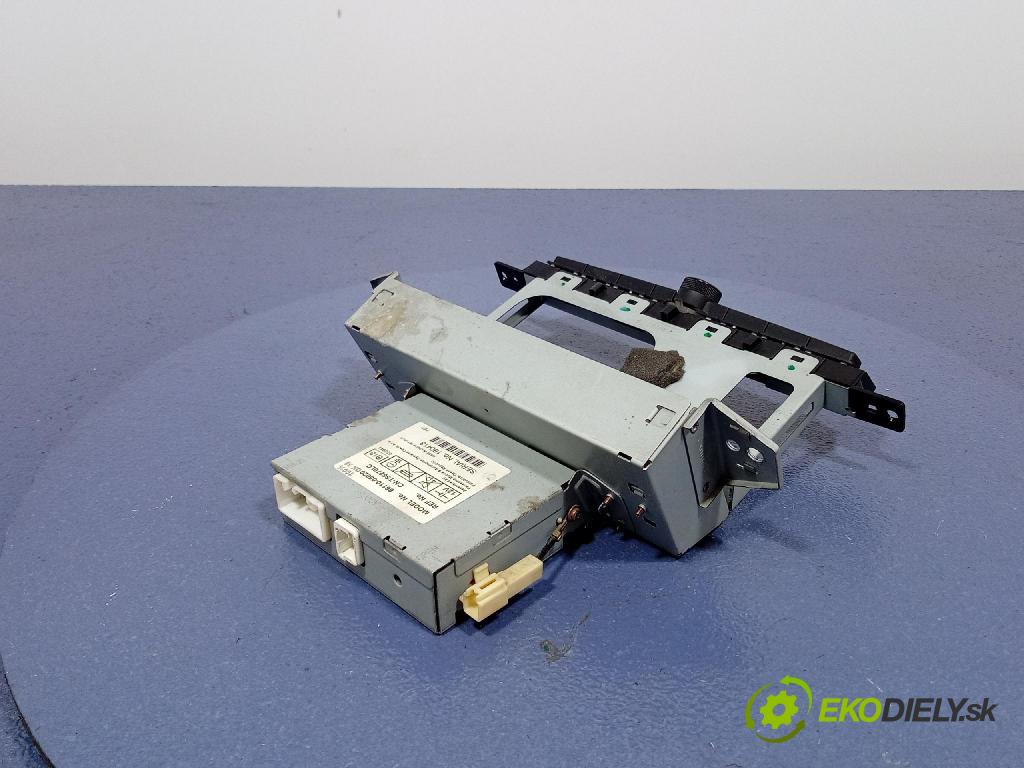 Toyota Avensis 2003 displej Radio / GPS 86110-05020