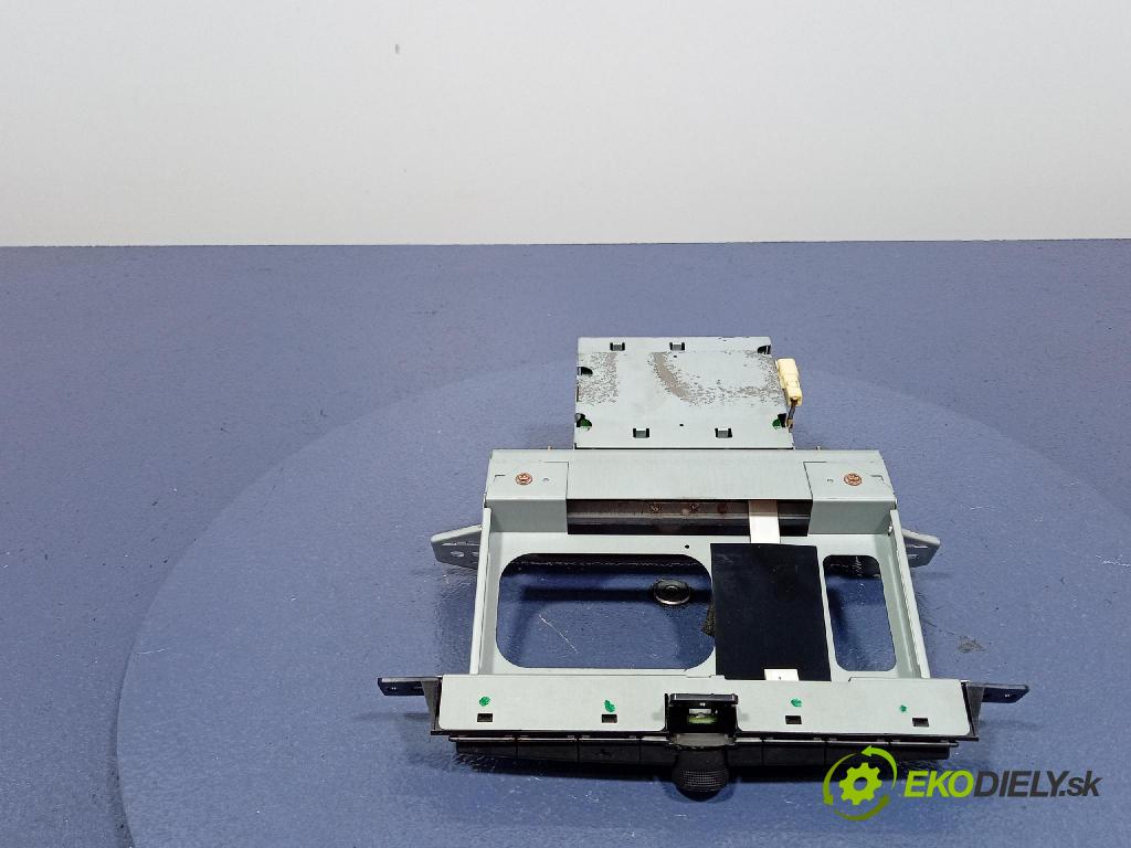 Toyota Avensis 2003 displej Radio / GPS 86110-05020
