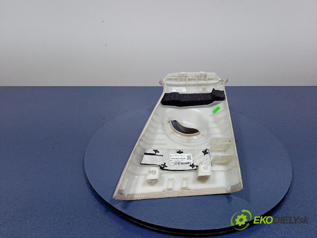 Bmw X6 2020 kryt Plast: Interiéry: 7455573