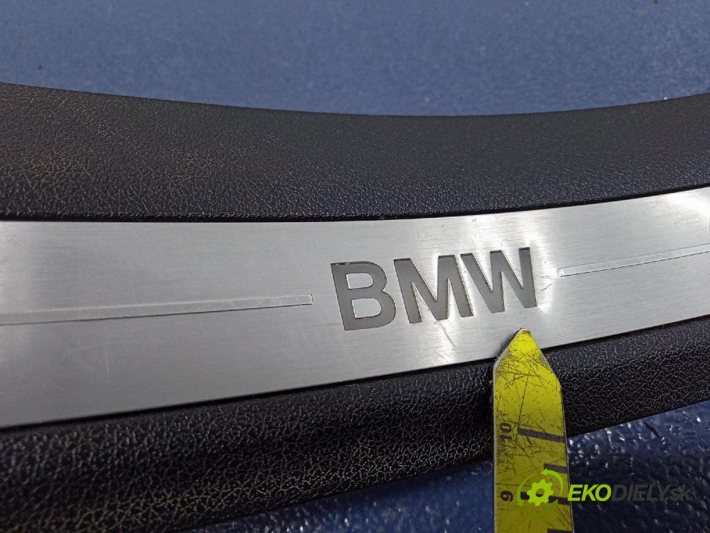 Bmw X6 2020 kryt Plast: Interiéry: 7434251