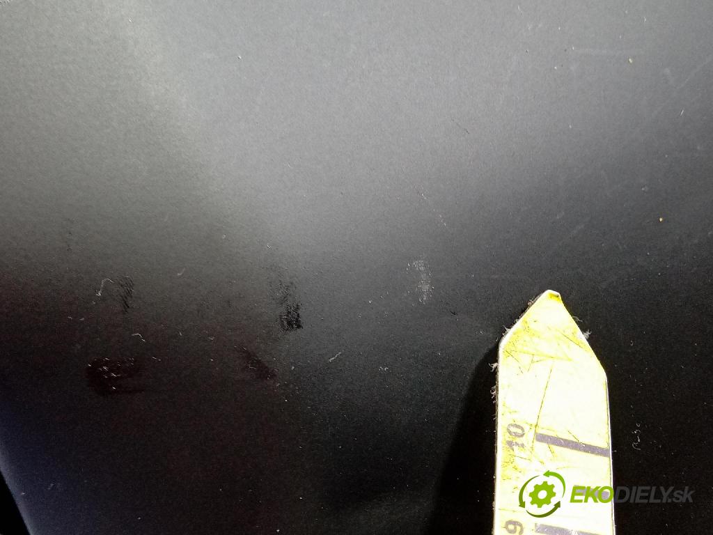 Bmw X6 2020 kryt Plast: Interiéry: 7952184