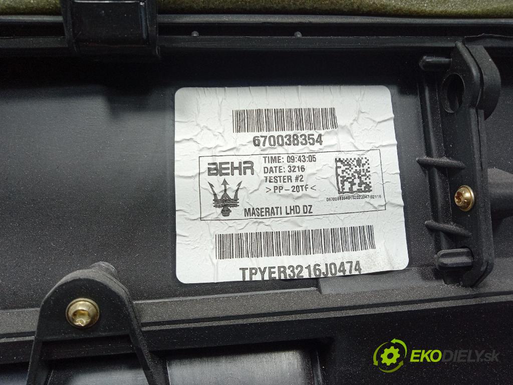 Maserati Levante 2017 radiátor 670038354