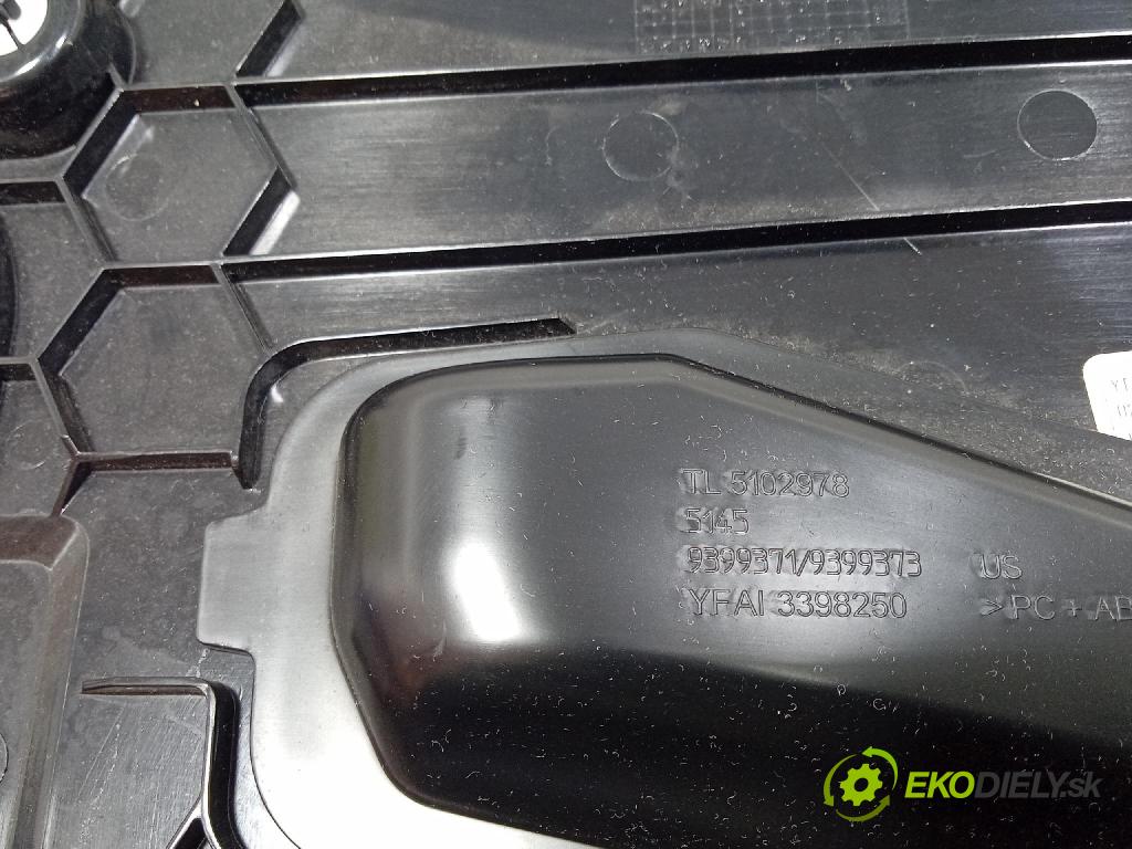 Bmw X6 2020 kryt Plast: Interiéry: 9399373
