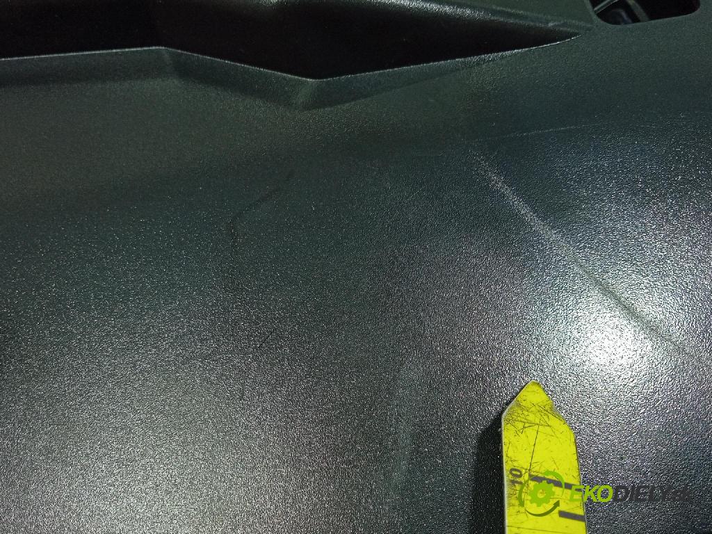 Bmw X6 2020 kryt Plast: Interiéry: 9399373