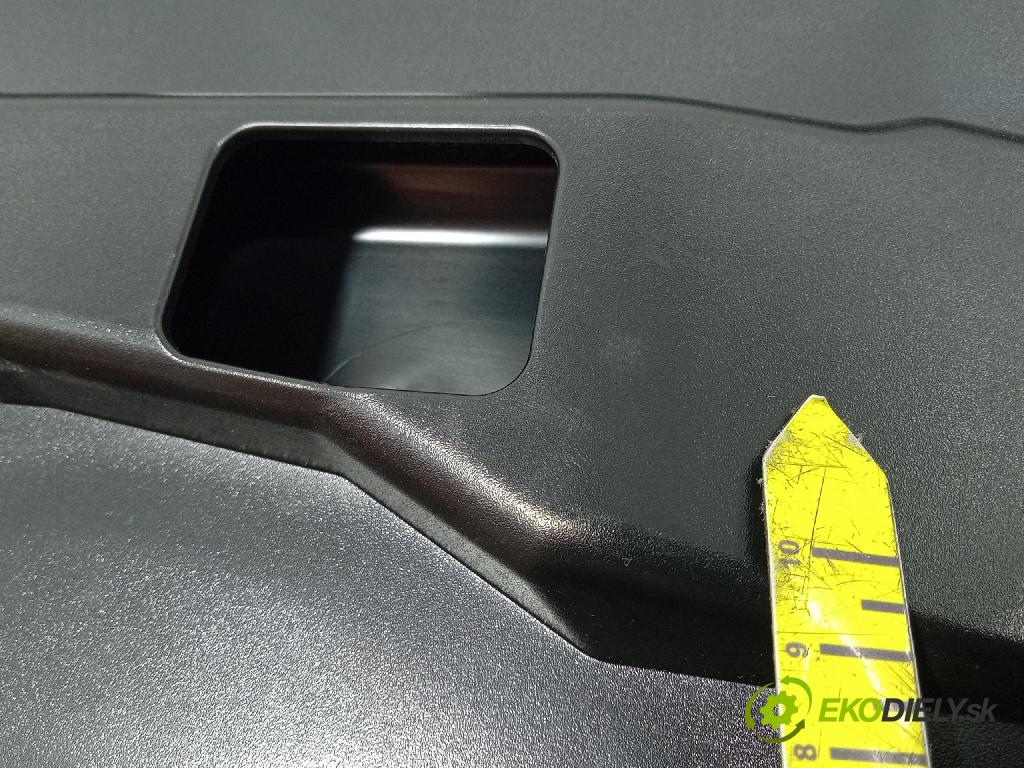 Bmw X6 2020 kryt Plast: Interiéry: 9399373