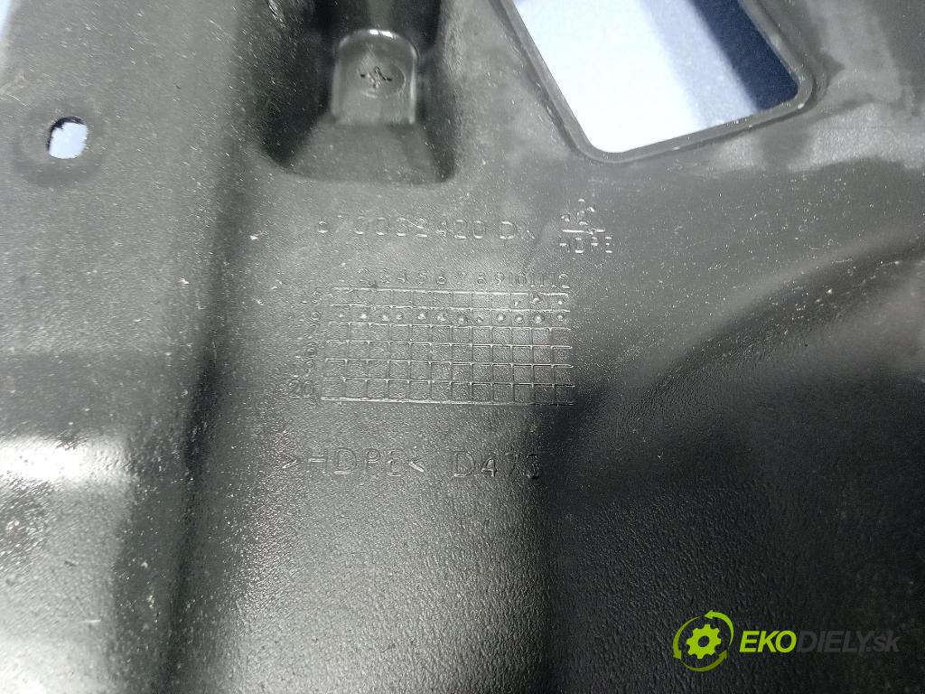 Maserati Levante 2017 kryt Plast: podvozek: 670032420