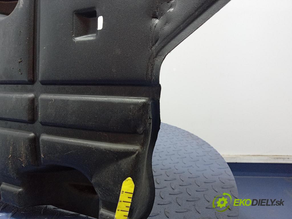 Maserati Levante 2017 kryt Plast: podvozek: 670032422