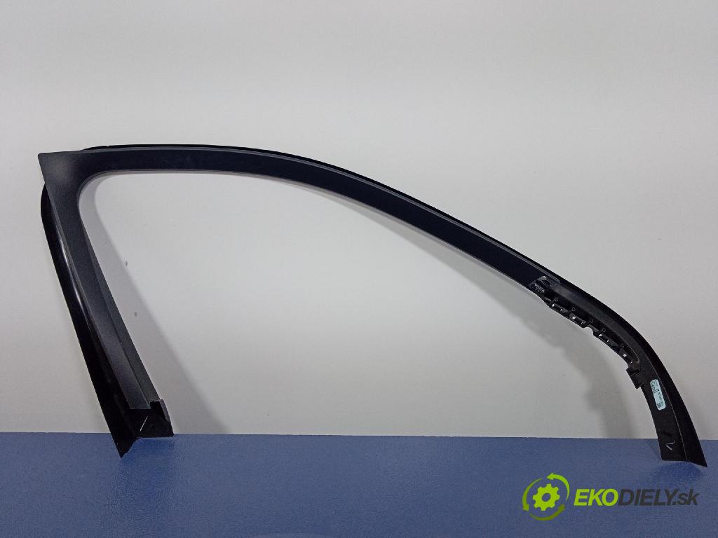 Bmw X6 2020 kryt Plast: Interiéry: 7455700