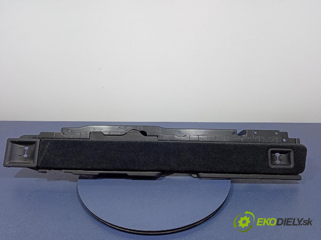 Bmw X6 2020 kryt Plast: Interiéry: 7470947
