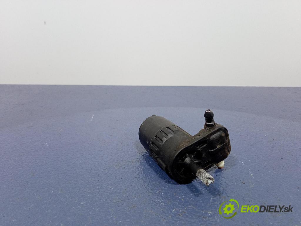 Maserati Levante 2017 čerpadlo Sprinkler D2831