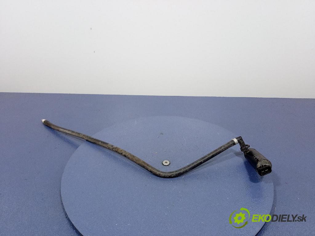Maserati Levante 2017 čerpadlo Sprinkler 71740944