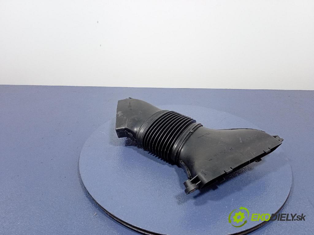 Maserati Levante 2017 Vstup: Vzduch: 670031926