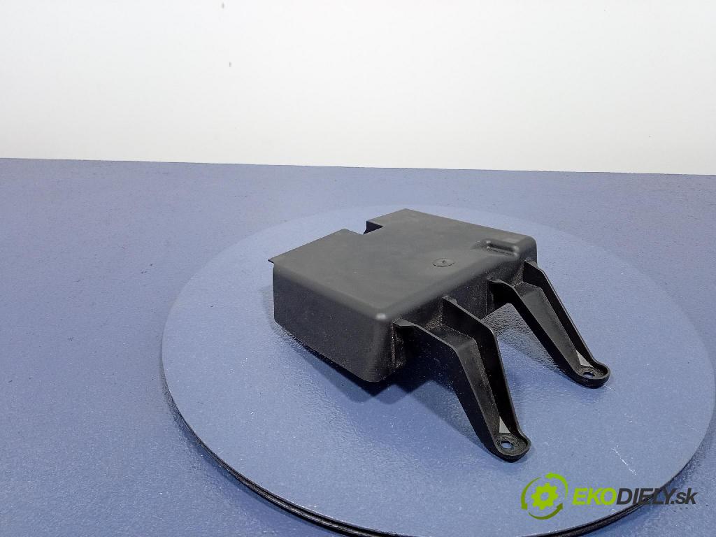 Bmw X6 2020 kryt Plast: Interiéry: 7466133
