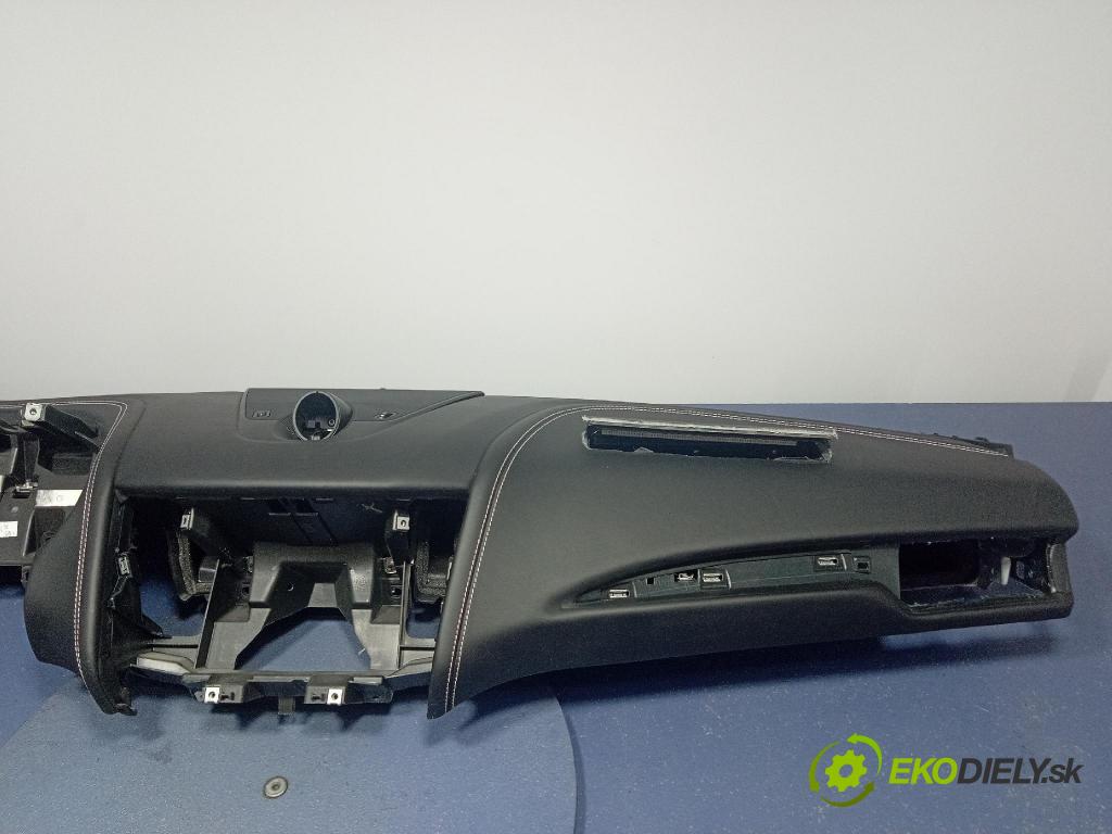 Maserati Levante 2017 kokpit,přistrojova deska 670043346