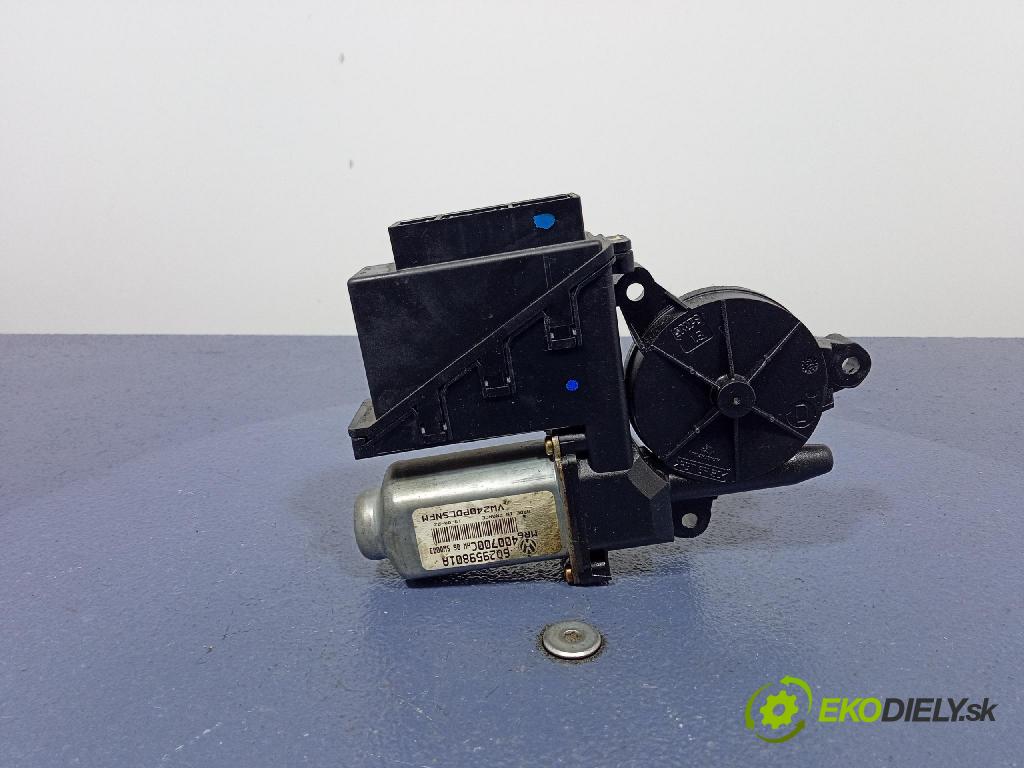 Volkswagen Polo 2002 mechanismus stahování Sklenka: před v pravo: 602959801A