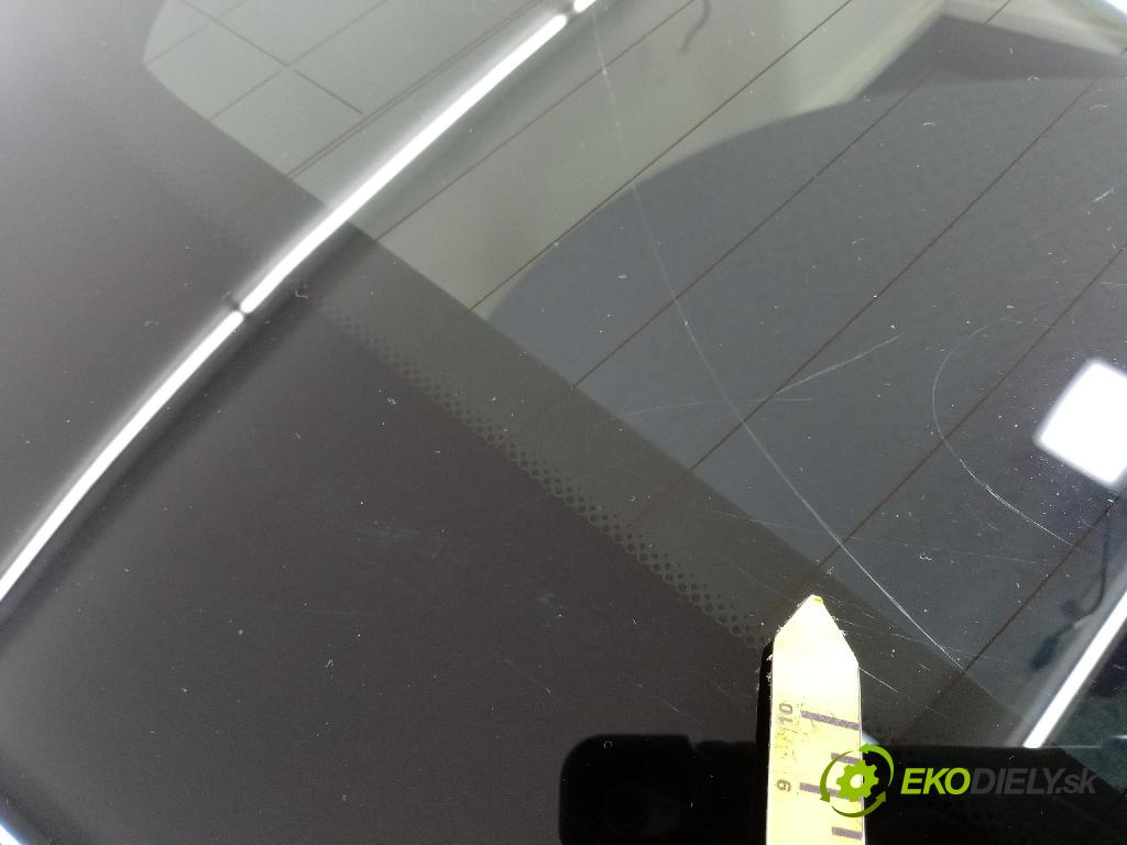 Bmw X6 2020 zadní dveře kufra: kufr