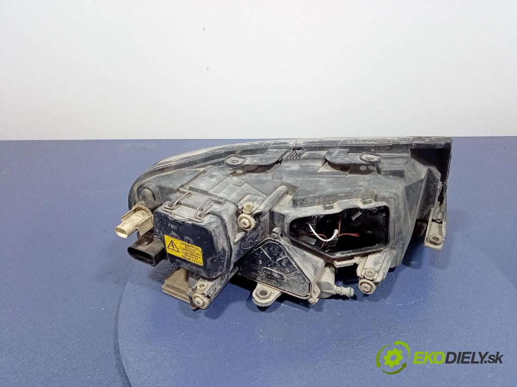 Skoda Superb 2004 světlo Levý:
