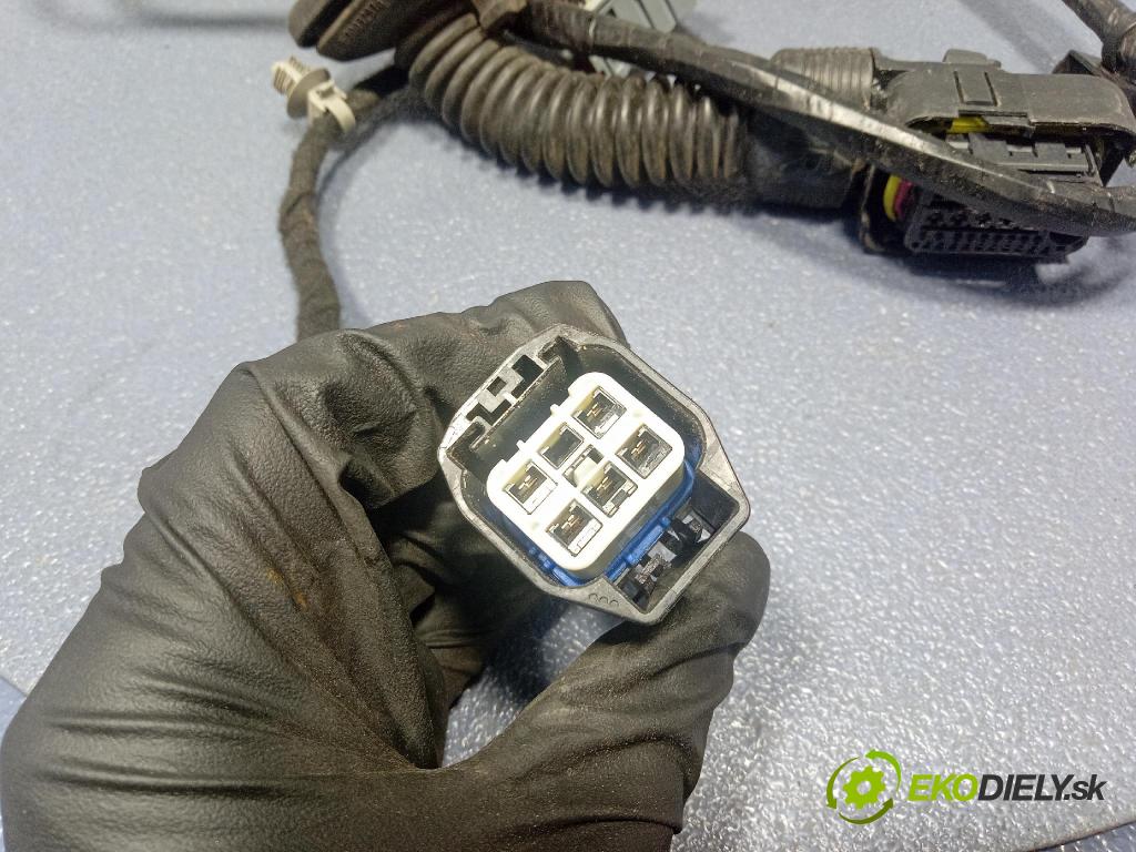 Maserati Levante 2017 instalace Elektrický: 06700333310