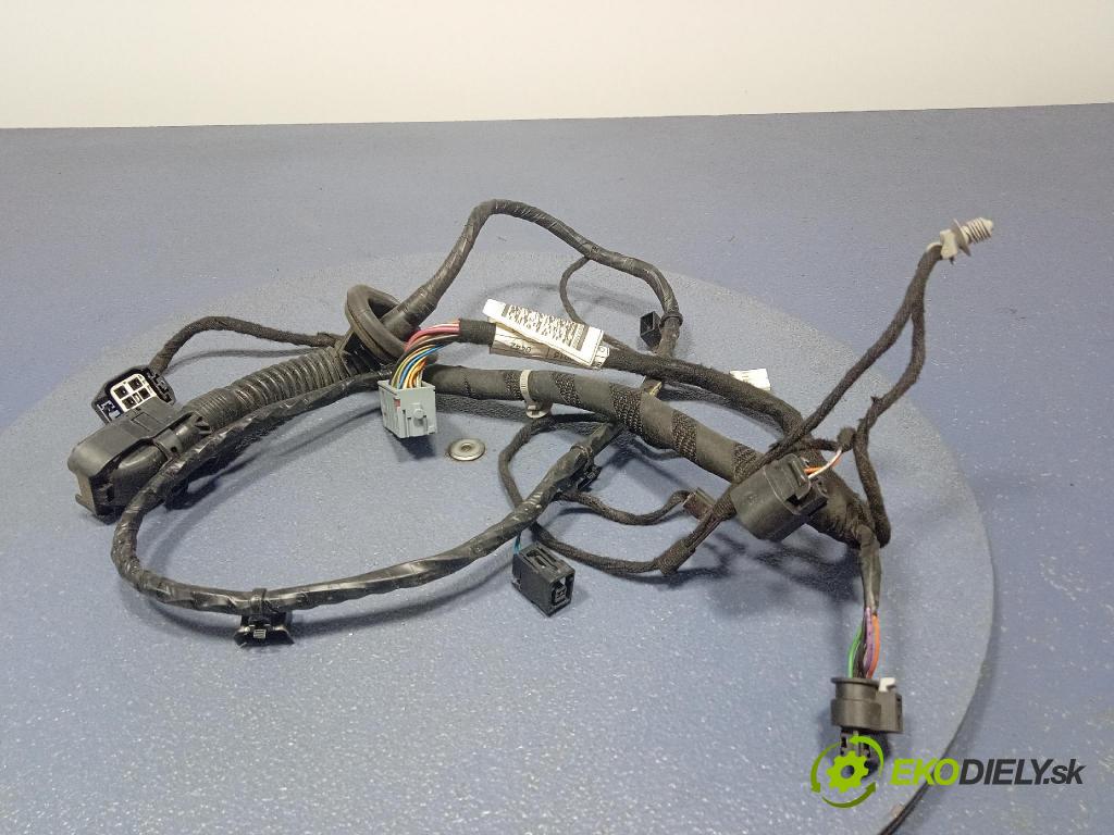 Maserati Levante 2017 instalace Elektrický: 06700333310