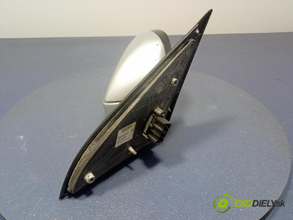 Opel Vectra 2007 zpětné zrcátko prave 13253328
