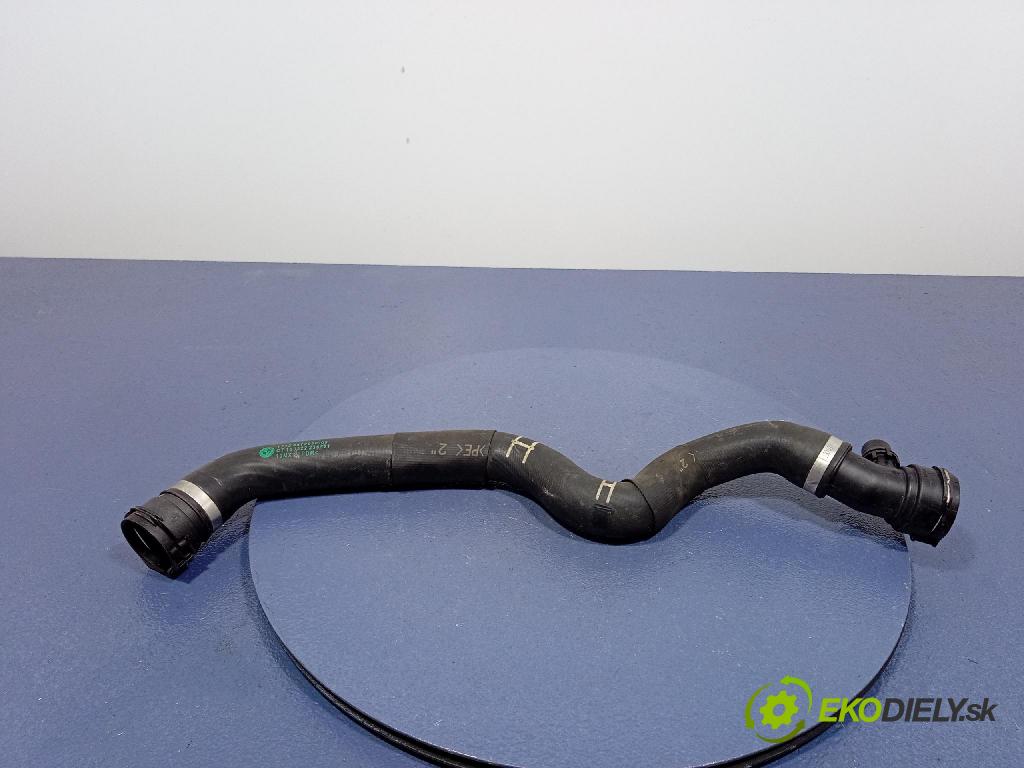 Bmw X6 2020 trubka Chladič: 8577056