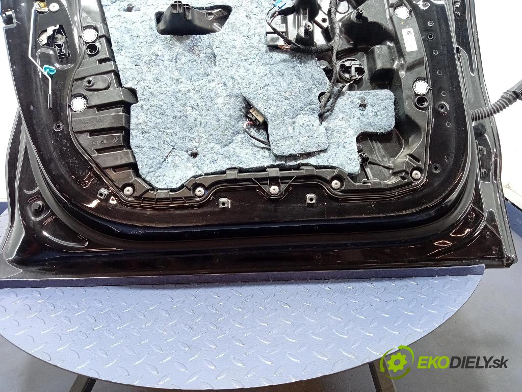 Bmw X6 2020 dveře před Vlevo, odjet: