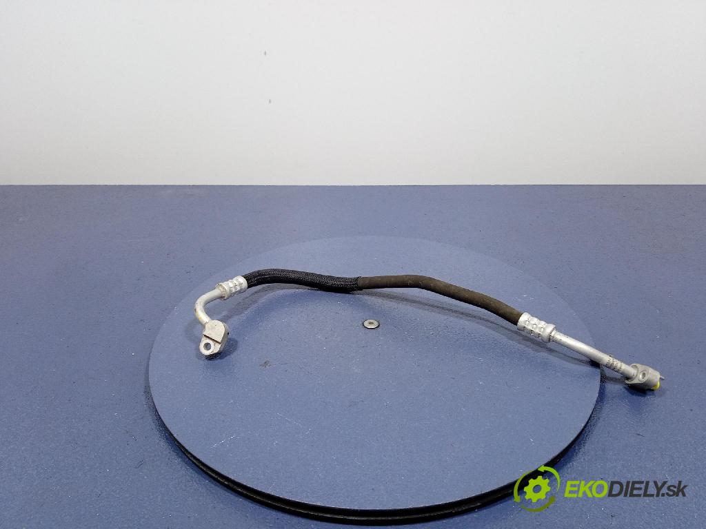 Bmw X6 2020 trubka Klimatizace: 9354583