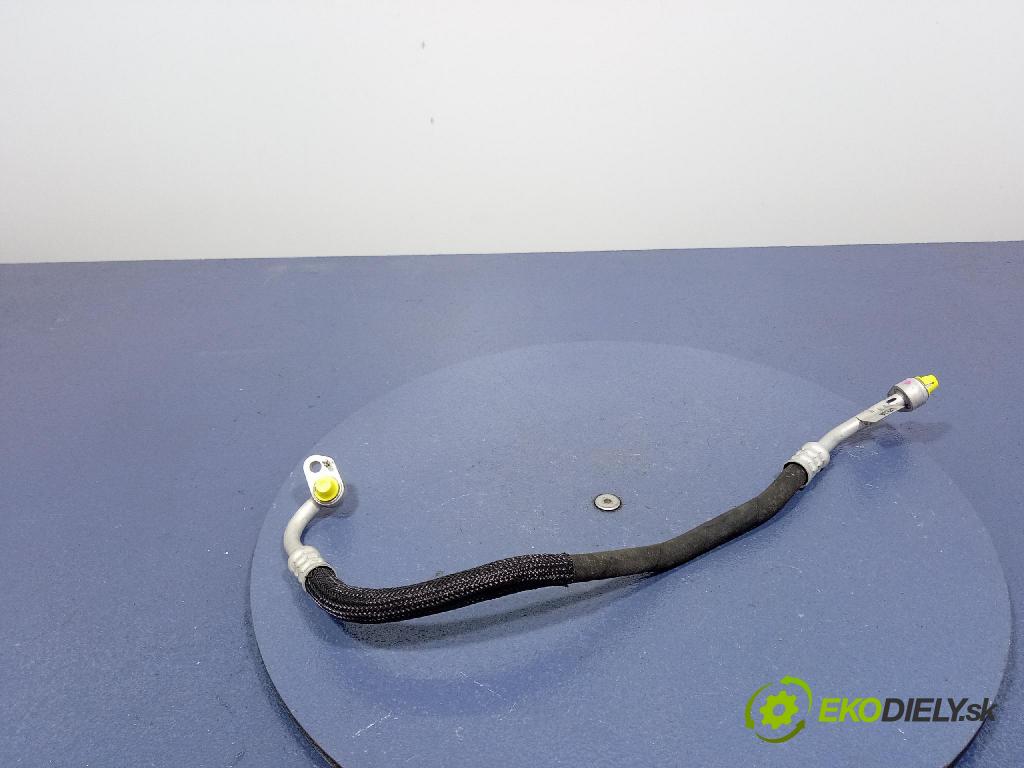 Bmw X6 2020 trubka Klimatizace: 9354583
