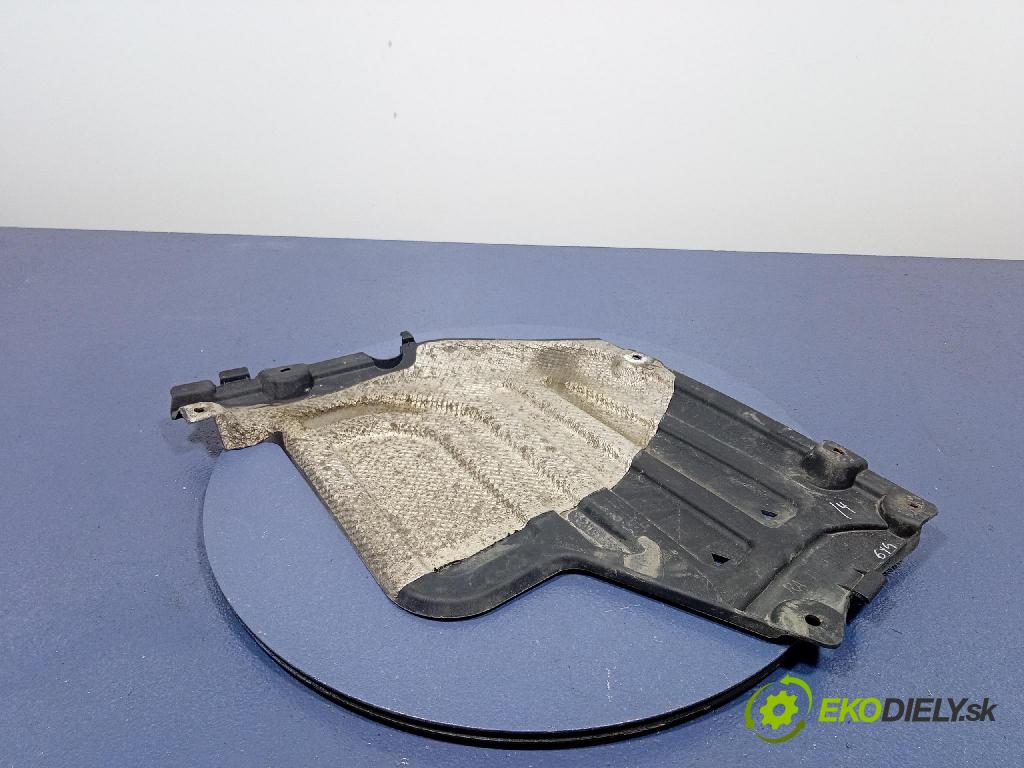Bmw X6 2020 kryt Plast: podvozek: 7476001