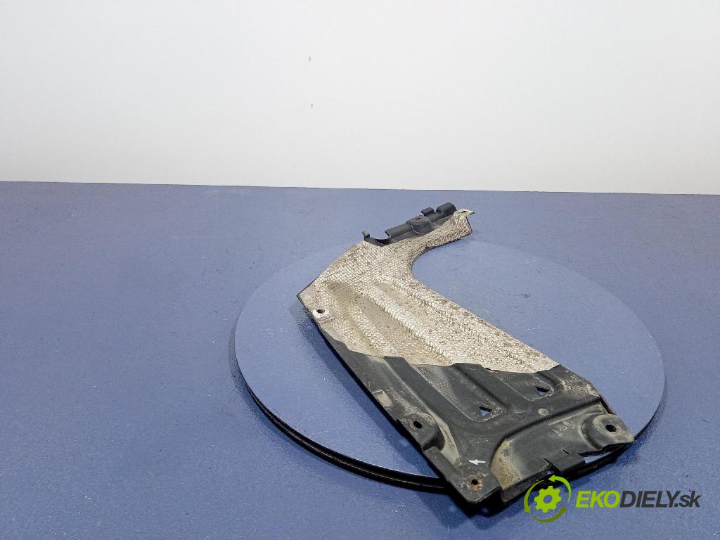 Bmw X6 2020 kryt Plast: podvozek: 7476002