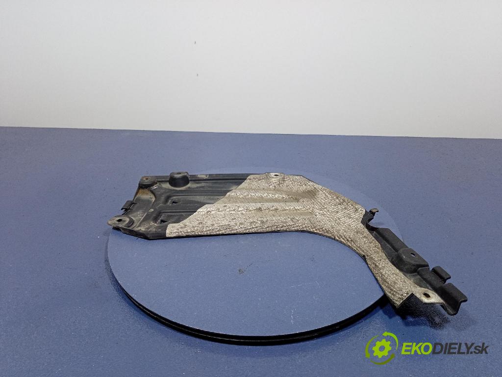 Bmw X6 2020 kryt Plast: podvozek: 7476002