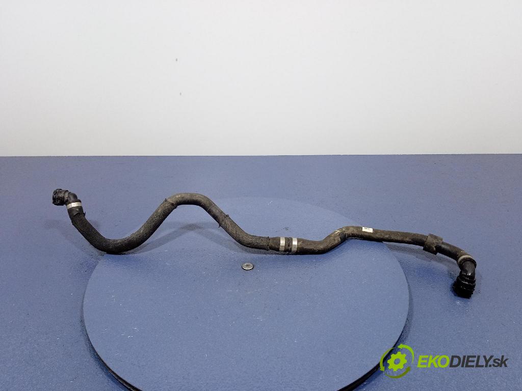 Bmw X6 2020 trubka Chladič: 8579335