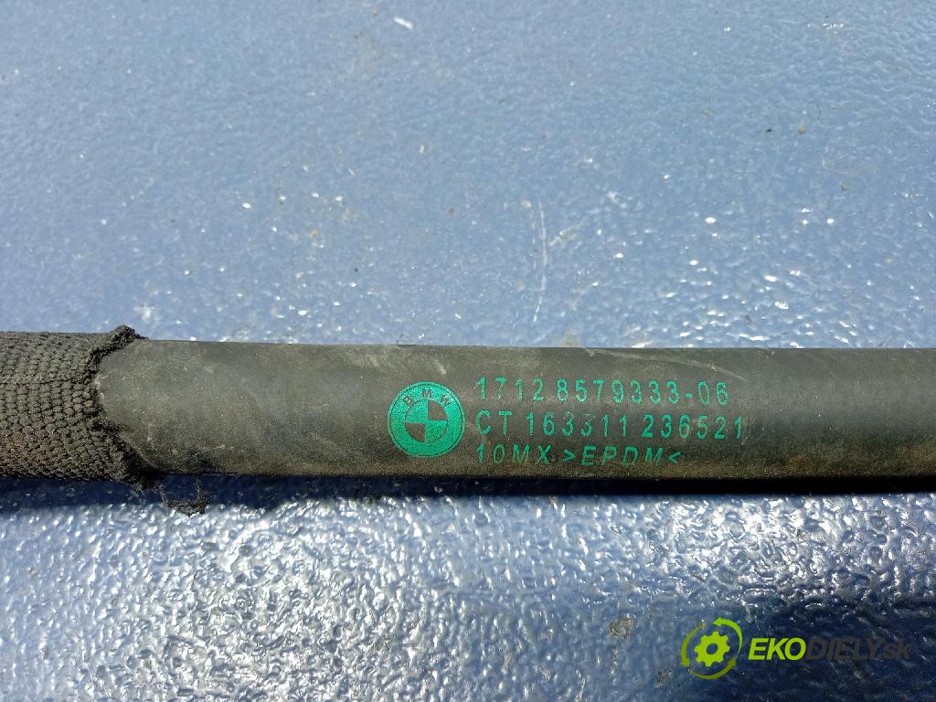 Bmw X6 2020 trubka Chladič: 8579333