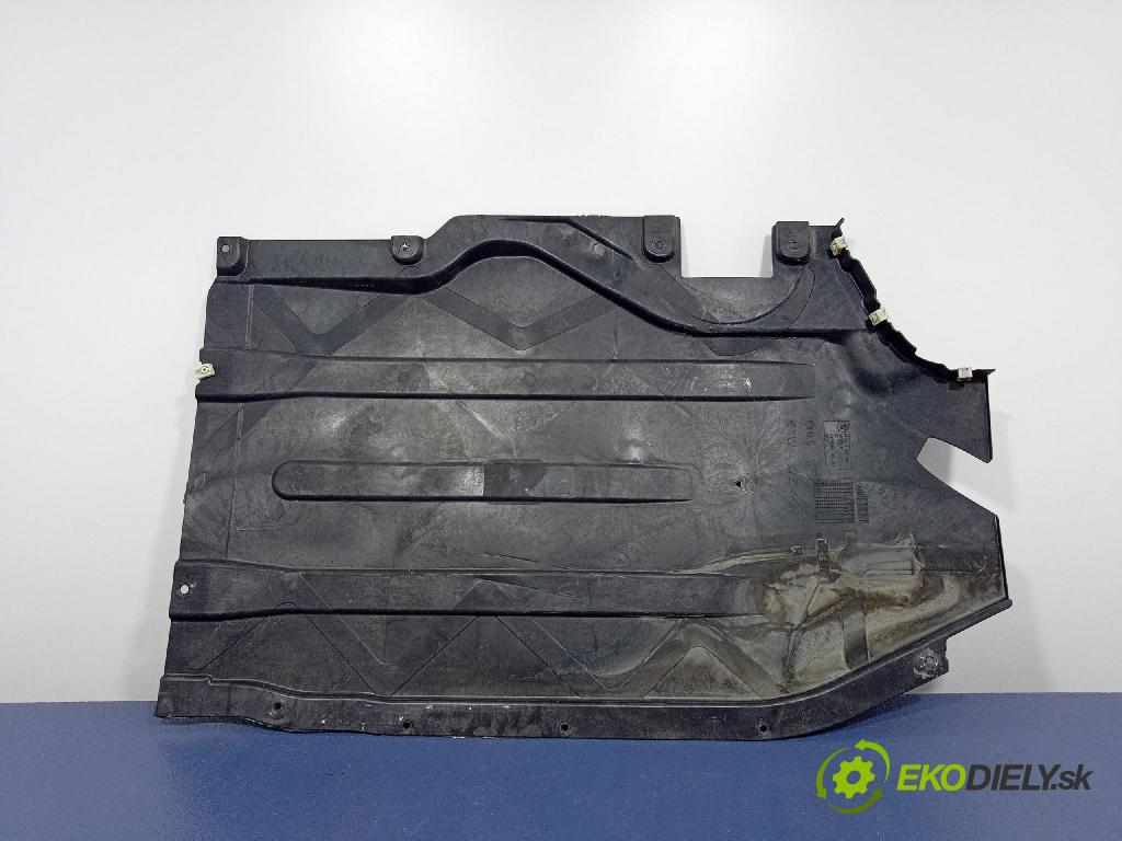 Bmw X6 2020 kryt Plast: podvozek: 7424888