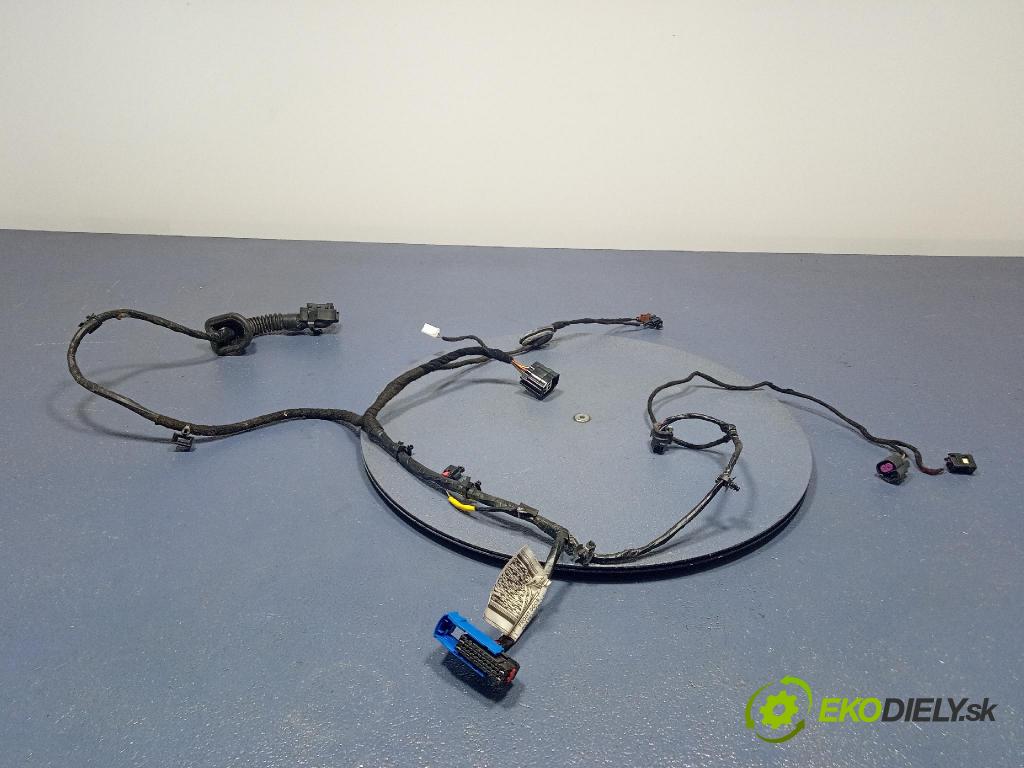 Maserati Levante 2017 instalace Elektrický: 06700334020