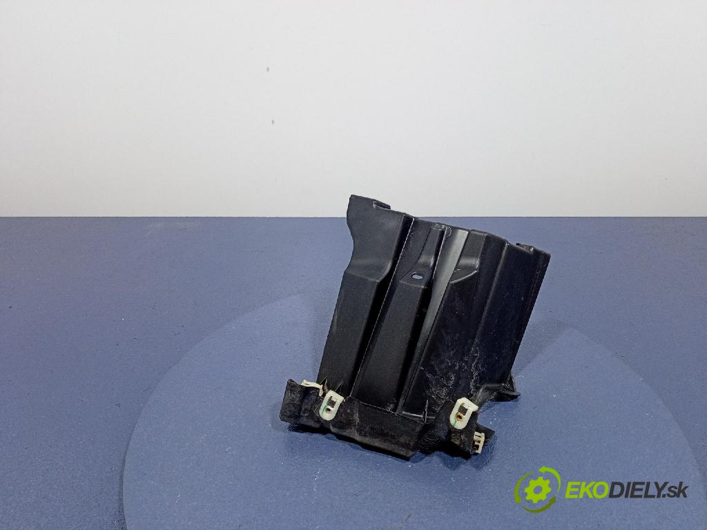 Bmw X6 2020 kryt Plast: podvozek: 7424901