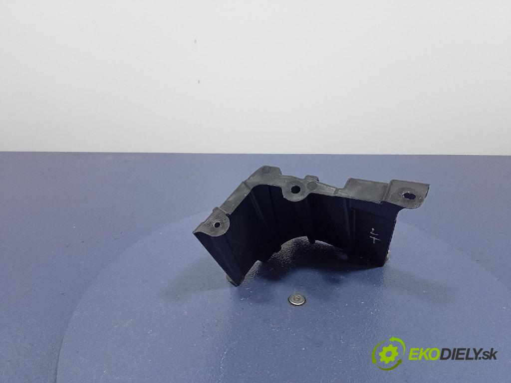 Bmw X6 2020 kryt Plast: podvozek: 7424901