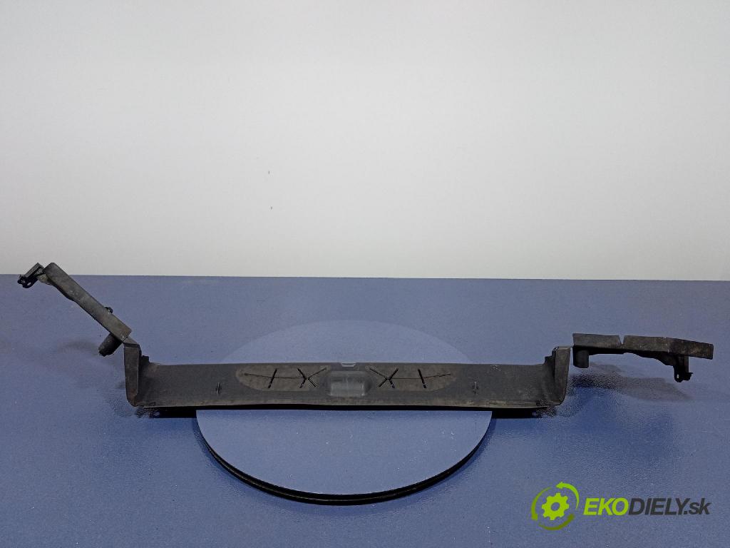Bmw X6 2020 kryt Plast: podvozek: 7421678